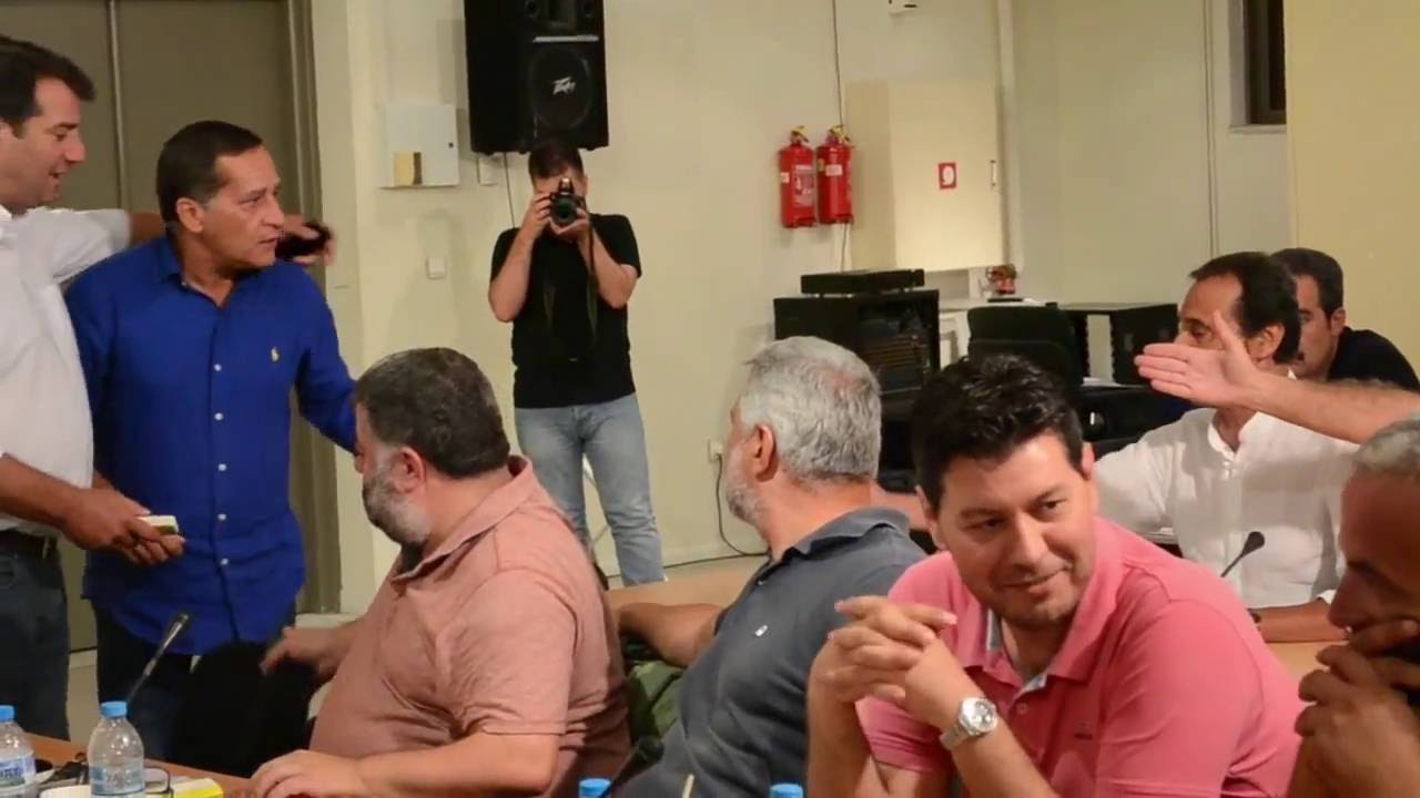 «Παναγίες» και μπινελίκια στο Δημοτικό Συμβούλιο Κεφαλονιάς