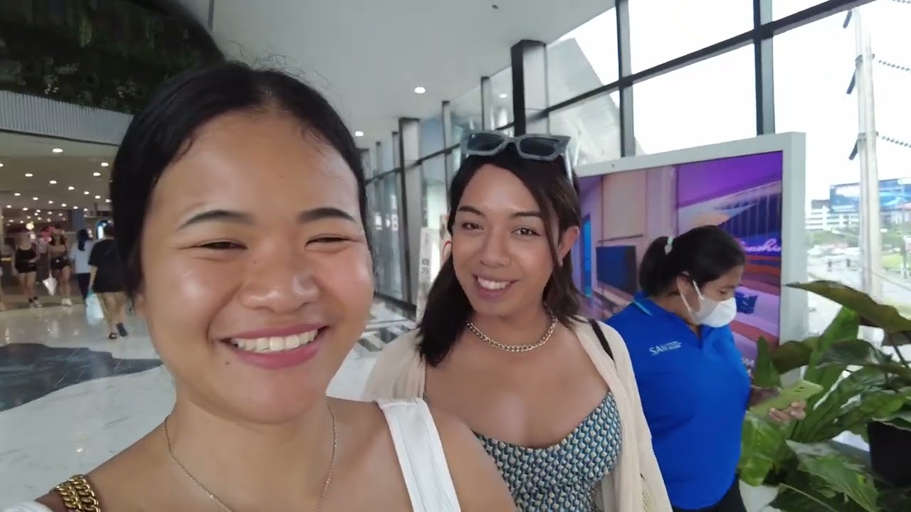 Thai Girls Best Friend Reunion After 2 Years Apart