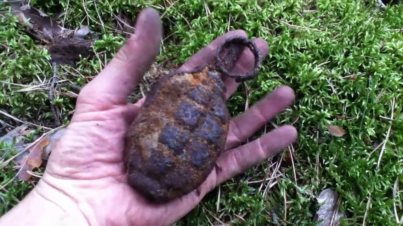 Metal Detecting WW2 Best Finds - Garrett Ace 150