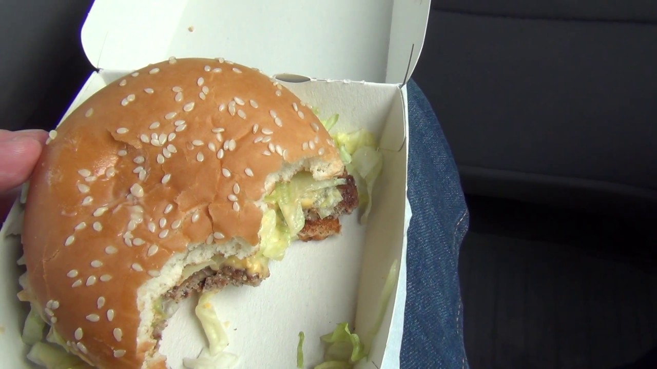 Testissä Mac Jr. (McDonald's)