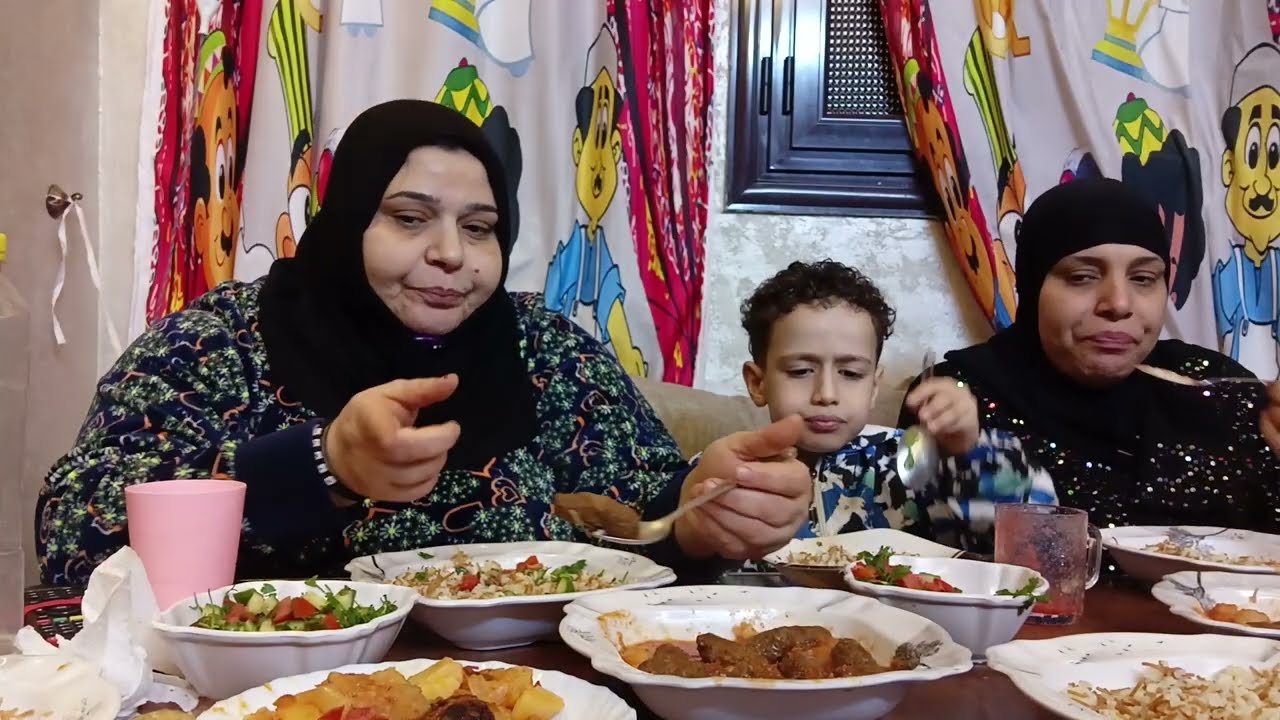 تعالوا شوفوا فطار خامس يوم رمضان ويعادين يكفيكم شر الجايين وعيالي سابوني البيت ومشي