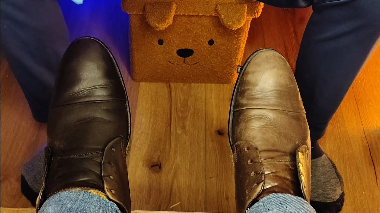 Relaxing Shoe Shine ASMR 👞✨ Satisfying Deep Cleaning Sounds 🎧#ASMR#ShoeShine#ShoeCleaning#Relaxing