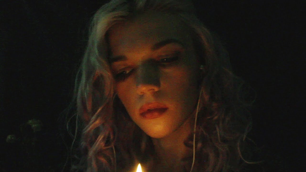 Experimental ASMR (Reverb/Echo/Visual triggers)