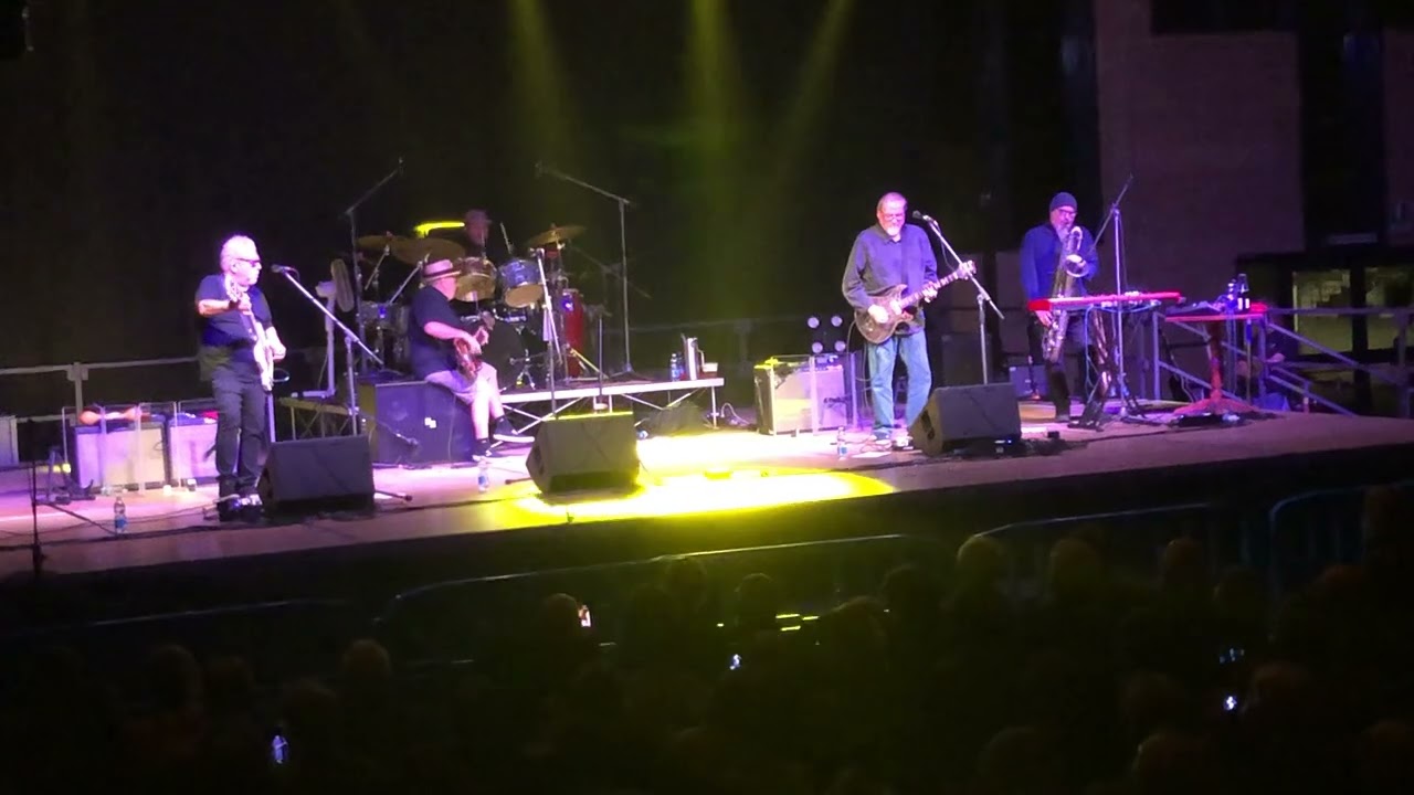 Los Lobos -  Love Special Delivery (Thee Midniters) - 12-02-26 - Chiari BS