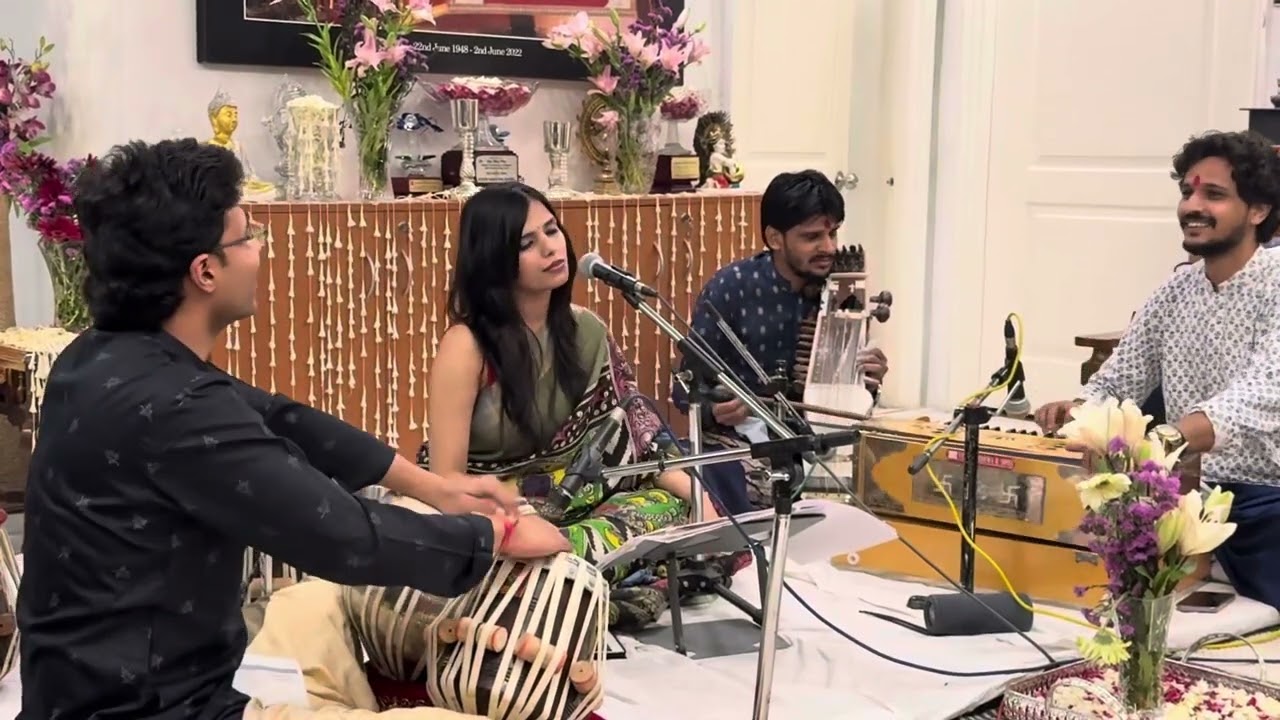Aye mohabbat tere anjaan pe rona aya ||Shivani Singh || Begum Akhtar|| Live concert