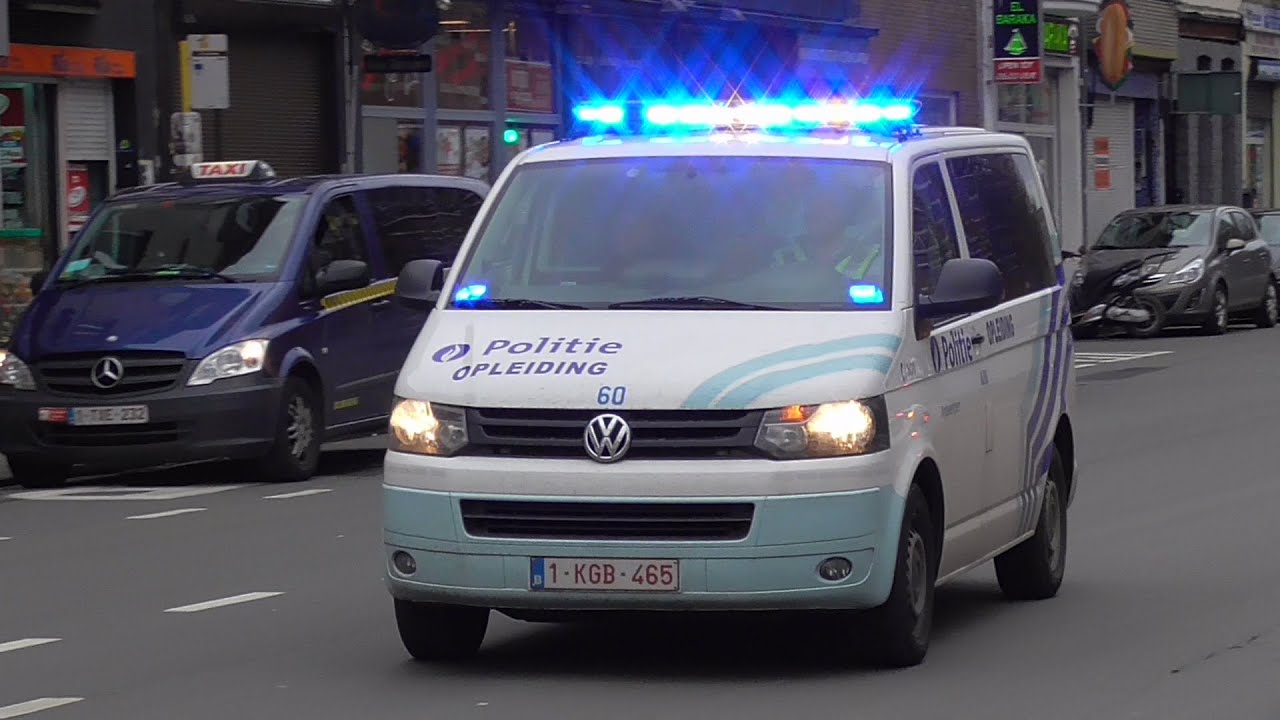 (2-Toon) 4X Rijopleiding (AL51 & AL60) Politie Antwerpen met spoed door het centrum! #351
