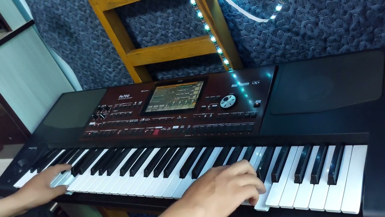 fragancia divina ritmo huayno  korg pa 700 tu me prometíste volver / que mas puedo ofrecerte 🇧🇴