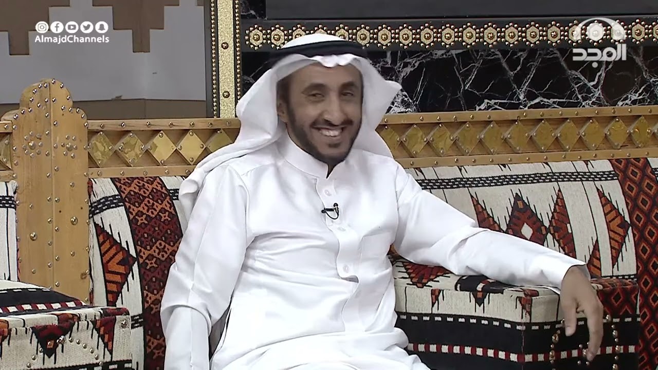 كان يشتغل بمزرعة وقالوا الي يعطينا تمر من النخلة المرتفعة له أجرة شهرين ووافق ! | سعيد السعيد