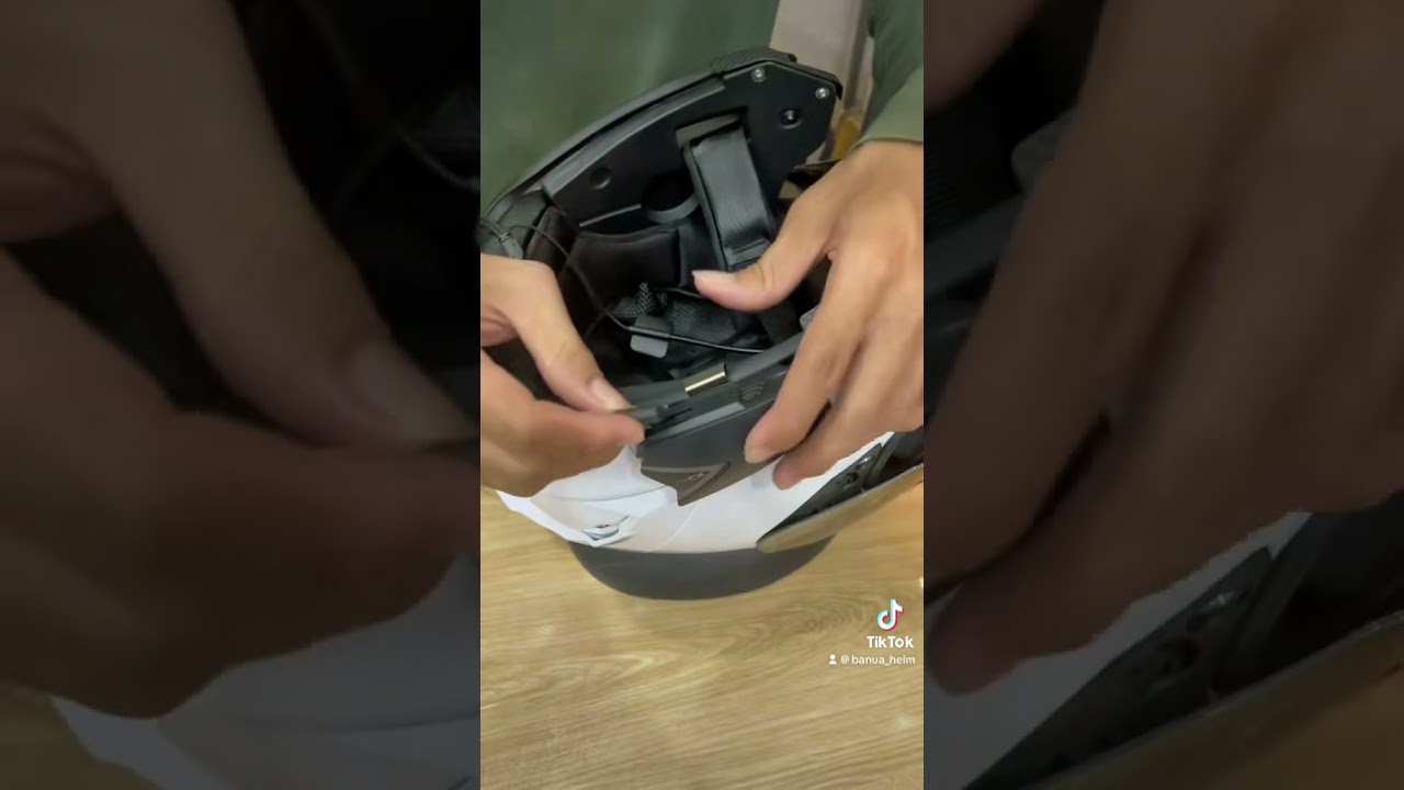 Pasang intercom di Helm alv ultron. #helmalv#alvultron#helmalvultron