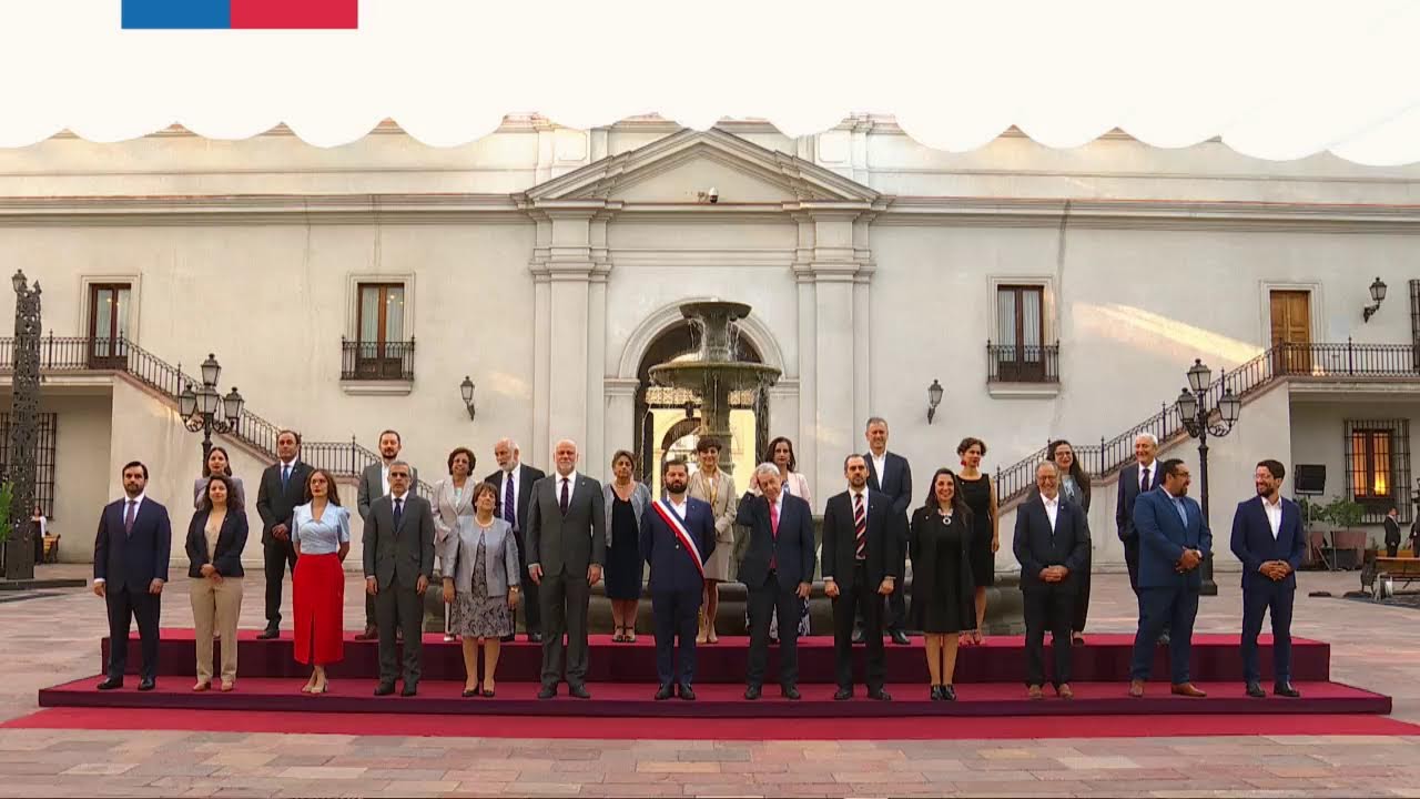 Presidente Gabriel Boric encabeza última fotografía oficial