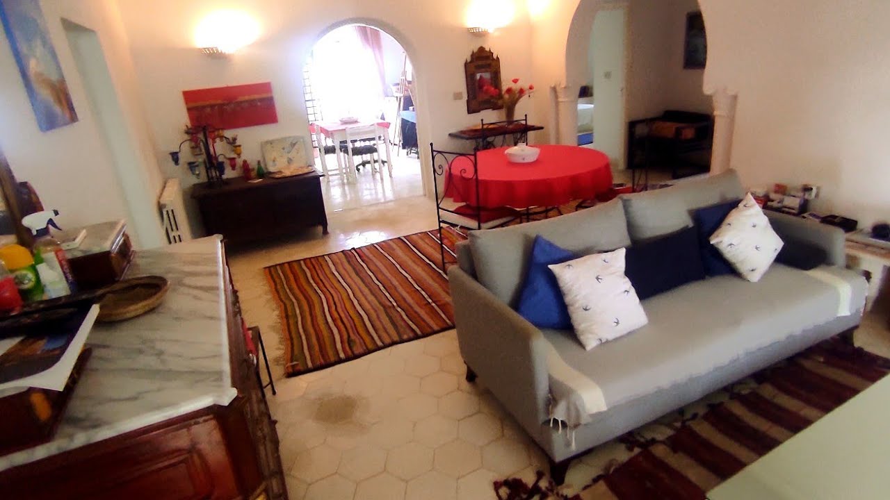 semi indipendente S3 3 bagni 1 suite 300mq climatizzato termo autonomo 300 m dal mare #hammamet