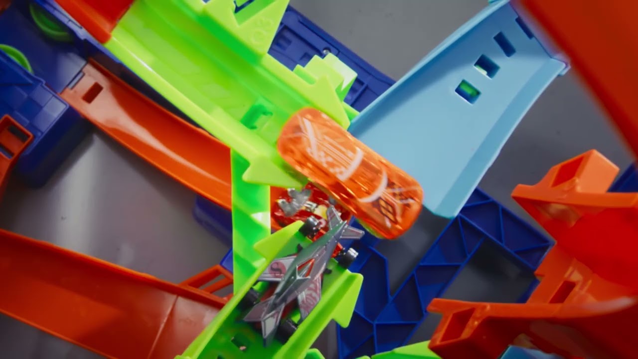 Hot Wheels Stunt Tracks Unendliche Crash-Action | Hot Wheels | Deutsch