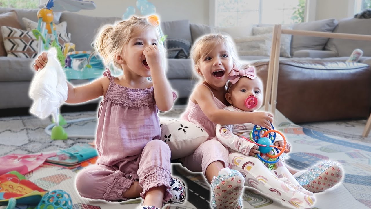 TAYTUM & OAKLEY BABYSIT LITTLE SISTER (*SO CUTE*)