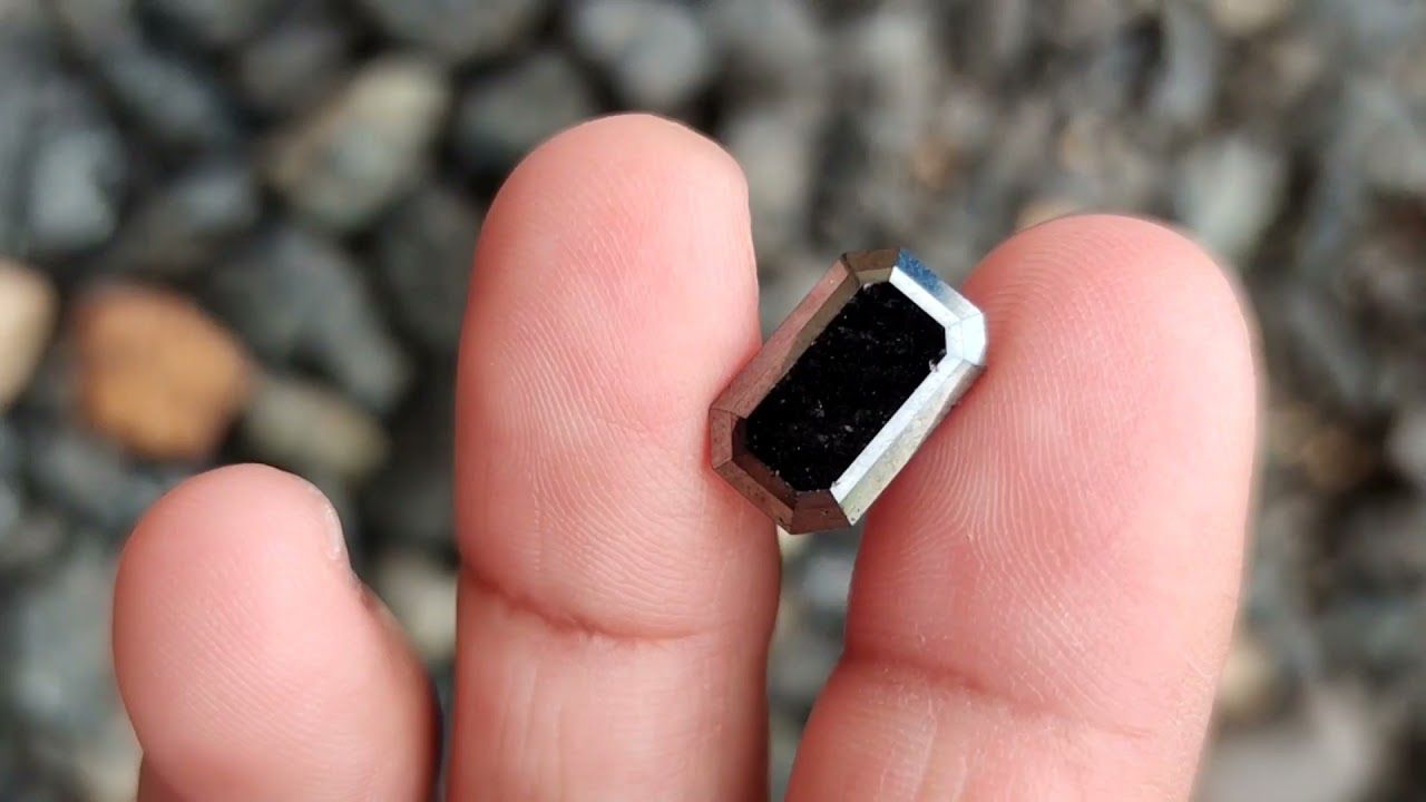 Black diamond/berlian hitam (