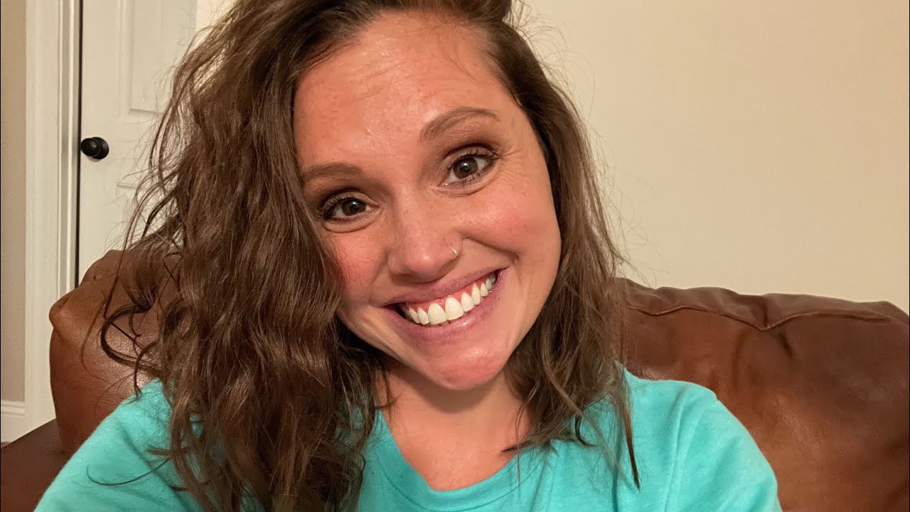 ASMR - Soft Spoken Gum Chewing - A Day in the Life with a Toddler and Twins!❤️💙🤪