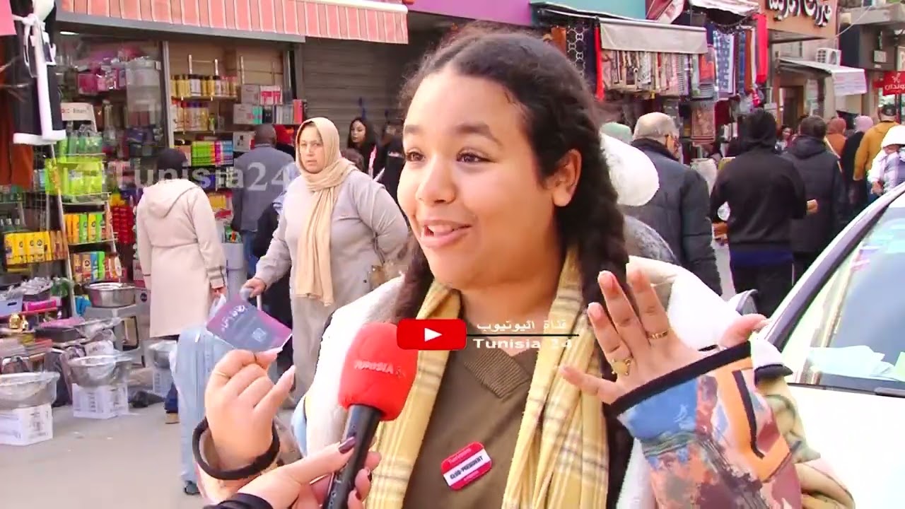 كلها نشاط وحيوية..تلميذة تجذب الانتباه بكلامها الموجه لجيل المستقبل..الشيخة مش مخدرات بل خلق وإبداع