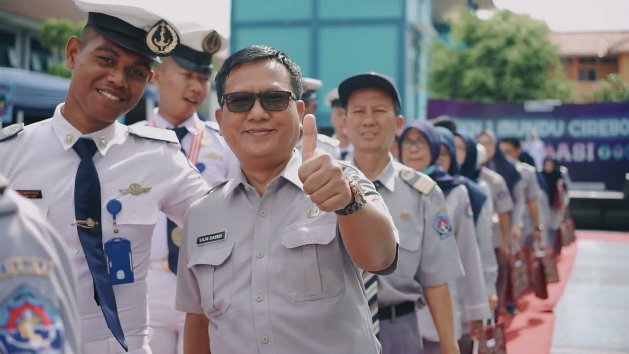 FULL - PELEPASAN TARUNA/I SMKN 1 MUNDU A58 | SMKN 1 Mundu Cirebon
