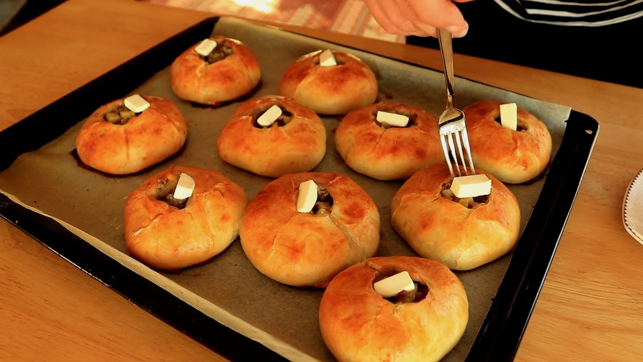 Быстрые булочки с фаршем и картофелем