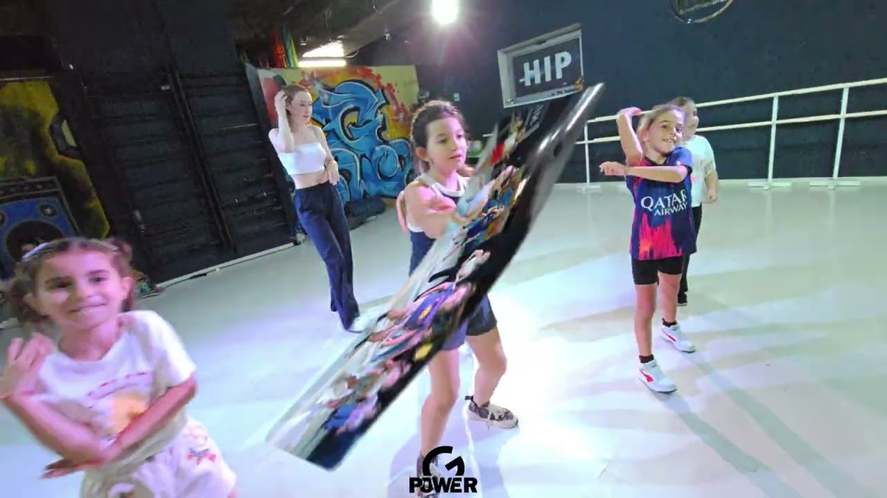 Porți deschise la G-Power Dance Studio (Maria)