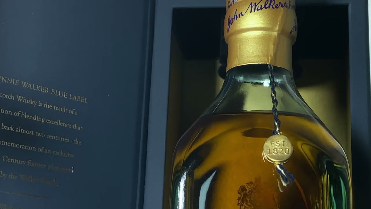 Johnnie Walker Blue Label Blended Scotch Whisky with Gift Box Unboxing