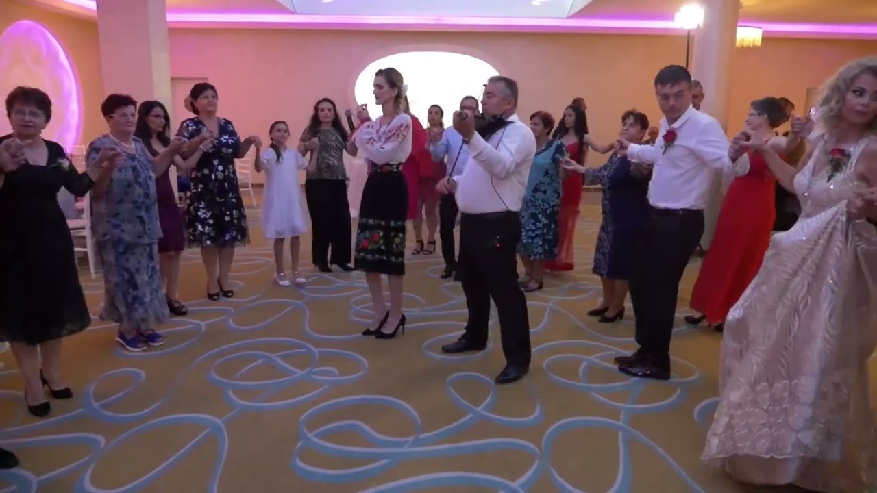 Formatii nunta Pitesti- Formatia Costy Music Band Pitesti-Hora-2023