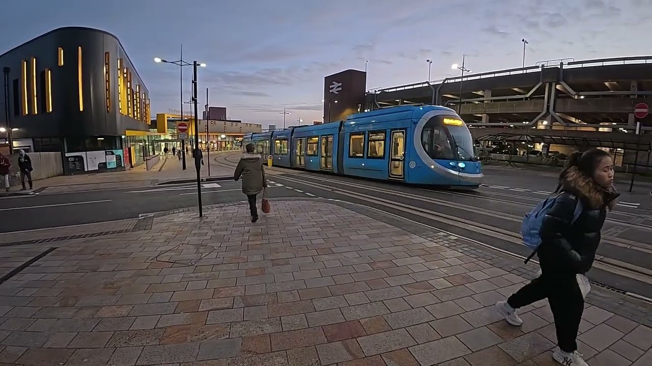 Wolverhampton Rail Station Tour 🇬🇧 | UK Travel Vlog