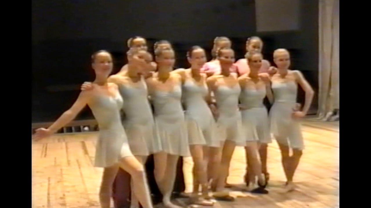 Ballet Exam in Kyiv State Ballet School 2002 - 3d year students. Class of Larisa Obovska
