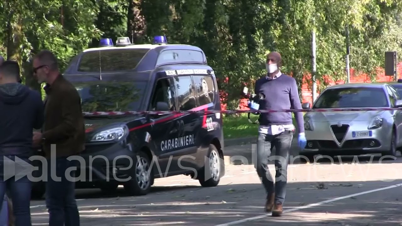 Agguato a Buccinasco, ucciso a colpi di pistola un uomo in pieno centro