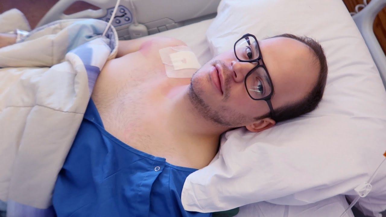 Foefje wordt weer geopereerd | Vloggloss 872