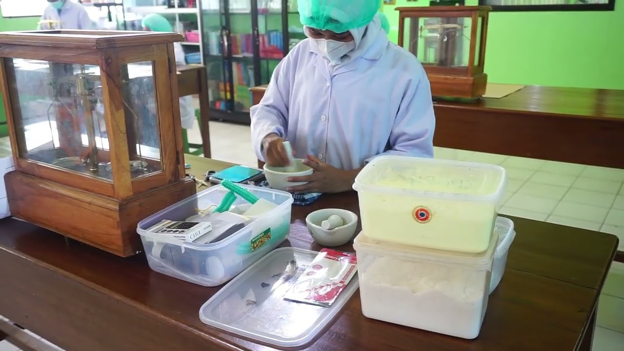 Uji Kompetensi Keahlian Jurusan Farmasi 2024/2025