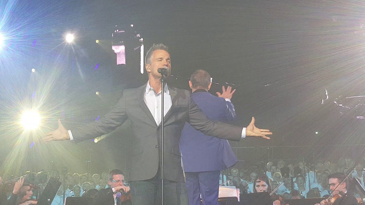 Les 2000 choristes - Bruno Pelletier ❤ - Ordinaire - Amnéville 28.10.2017