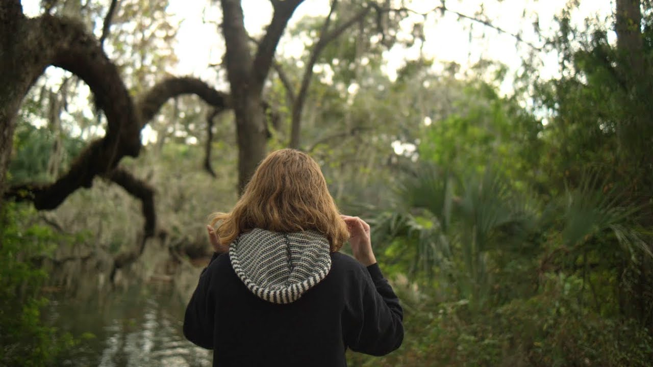 Crunchy Hood Test Knit Vlog