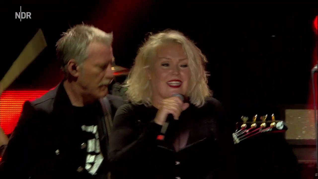 Kim Wilde @ Sommertour 2019 Stralsund 2019 - Chequered Love