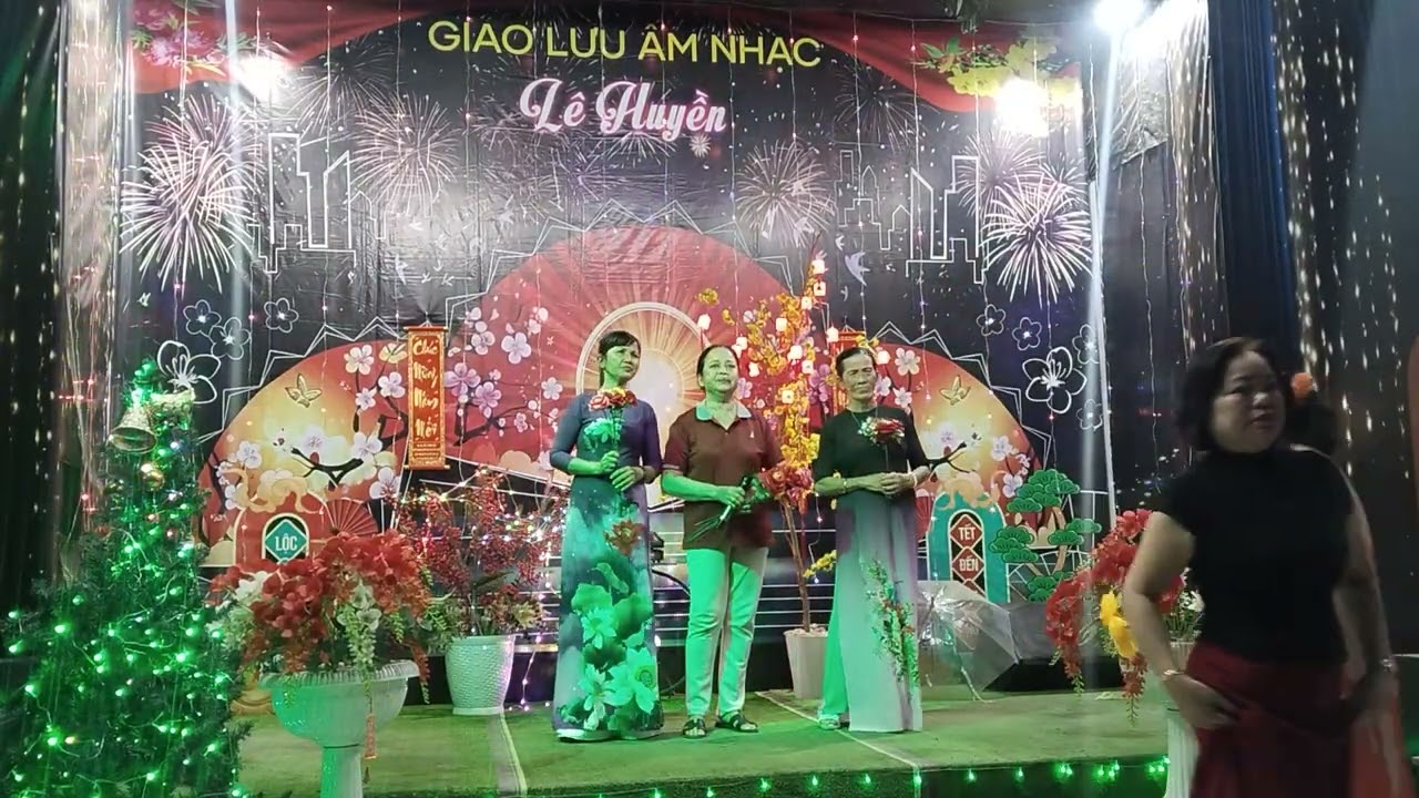 CK:XIN TRÒN TUỔI LOẠN __TB:: C HOA 