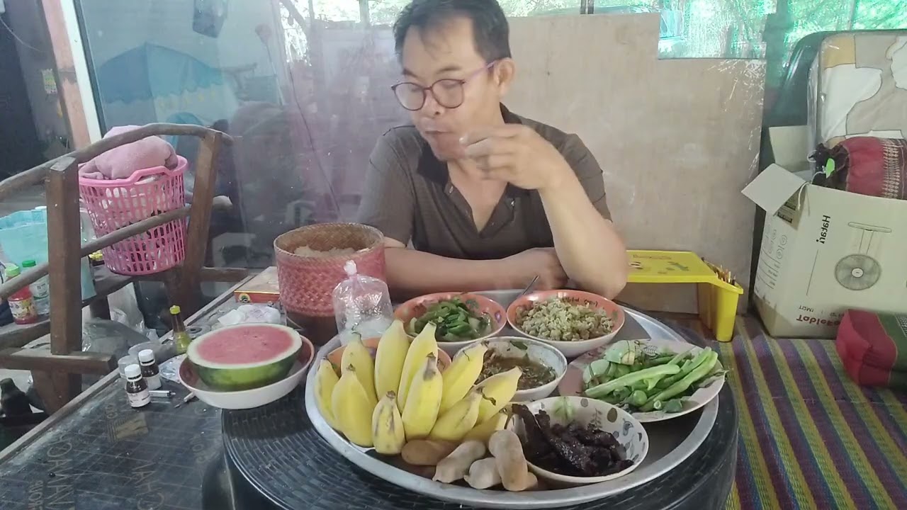 อมตะเสียงพิณม่วนๆ กินข้าวด้วยกันครับ