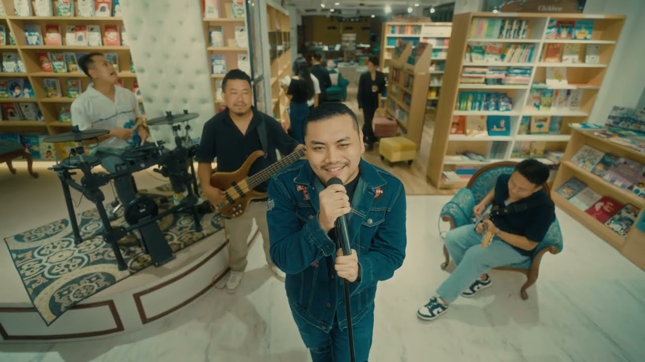Yingsung Echumpo - The Gluttones ft @After20sBand (Tribute to Silas Kikon)