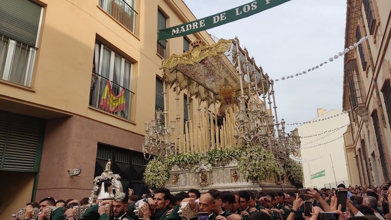 Amparo salida extraordinaria Málaga 2022 