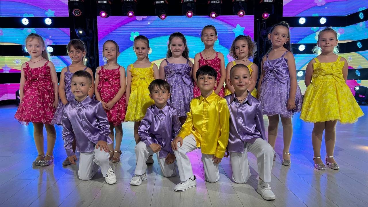 Do-Re-Micii - Bun venit, Copilărie