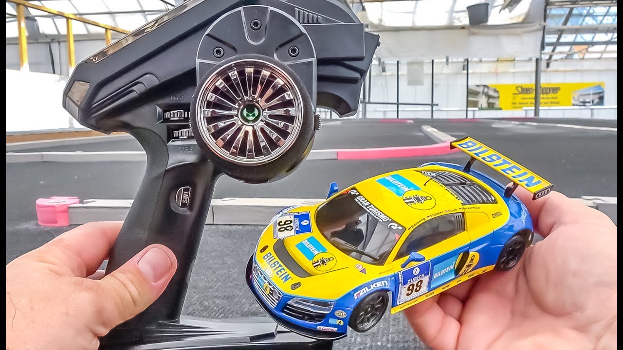 RC car AUDI R8 gets unboxed, tuned and tested! Kyosho Mini-Z!