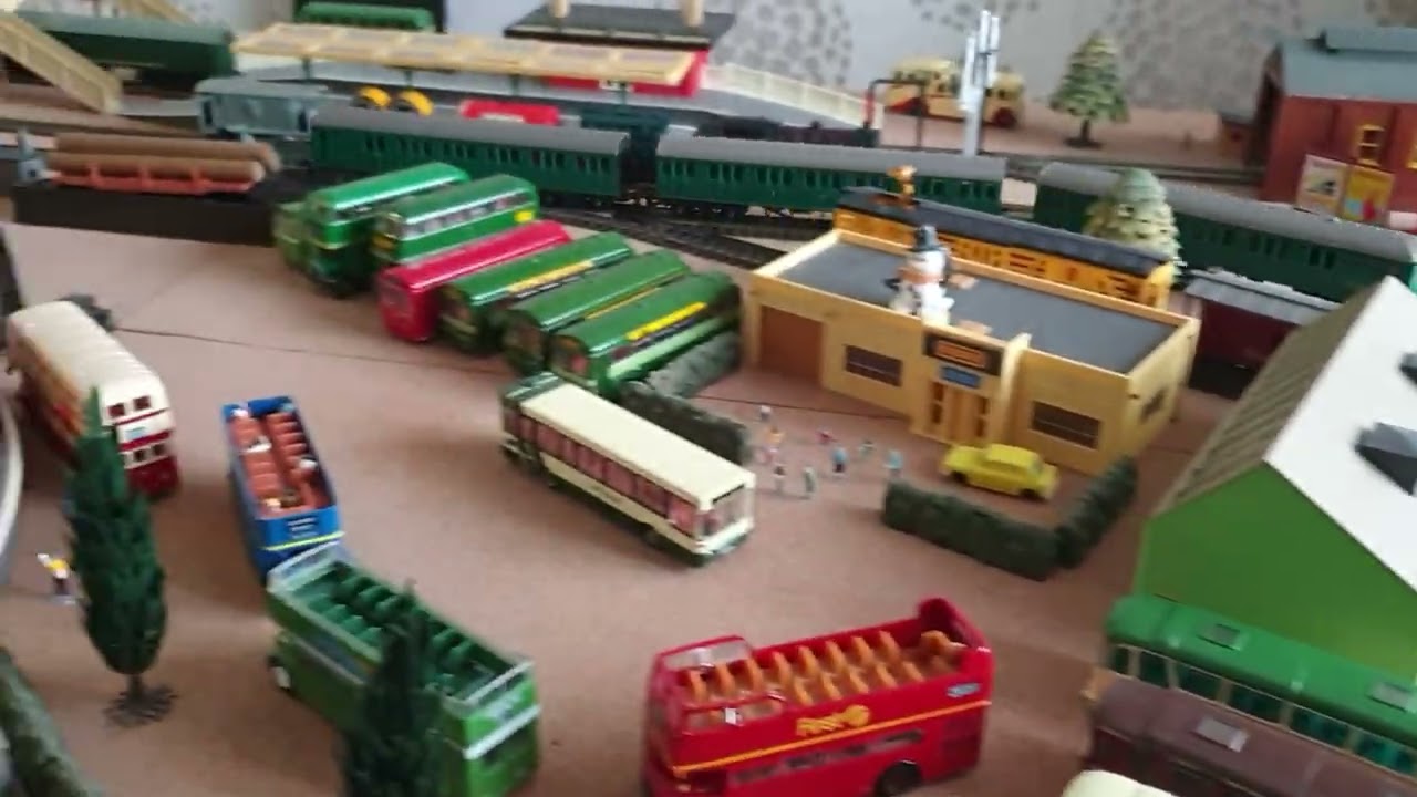Hornby Dublo 0 6 2 tank and Co Bo plus some Triang /Triang Hornby 