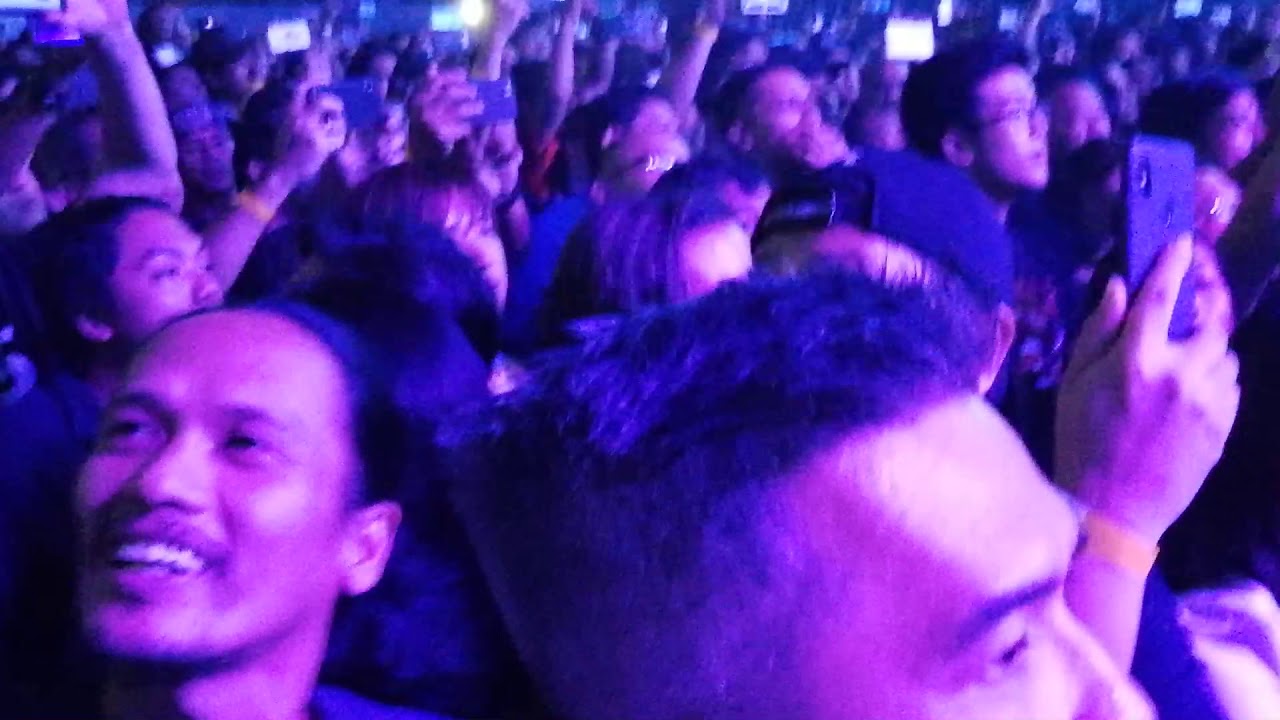 Guns And Roses_November Rain Live in Manila 2018