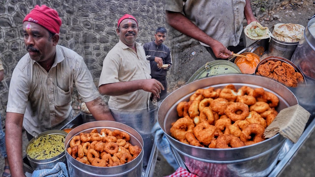 Early Morning Breakfast in Nashik | 2500 Vada Sell Everyday | Only Rs.20/- | Street Food India
