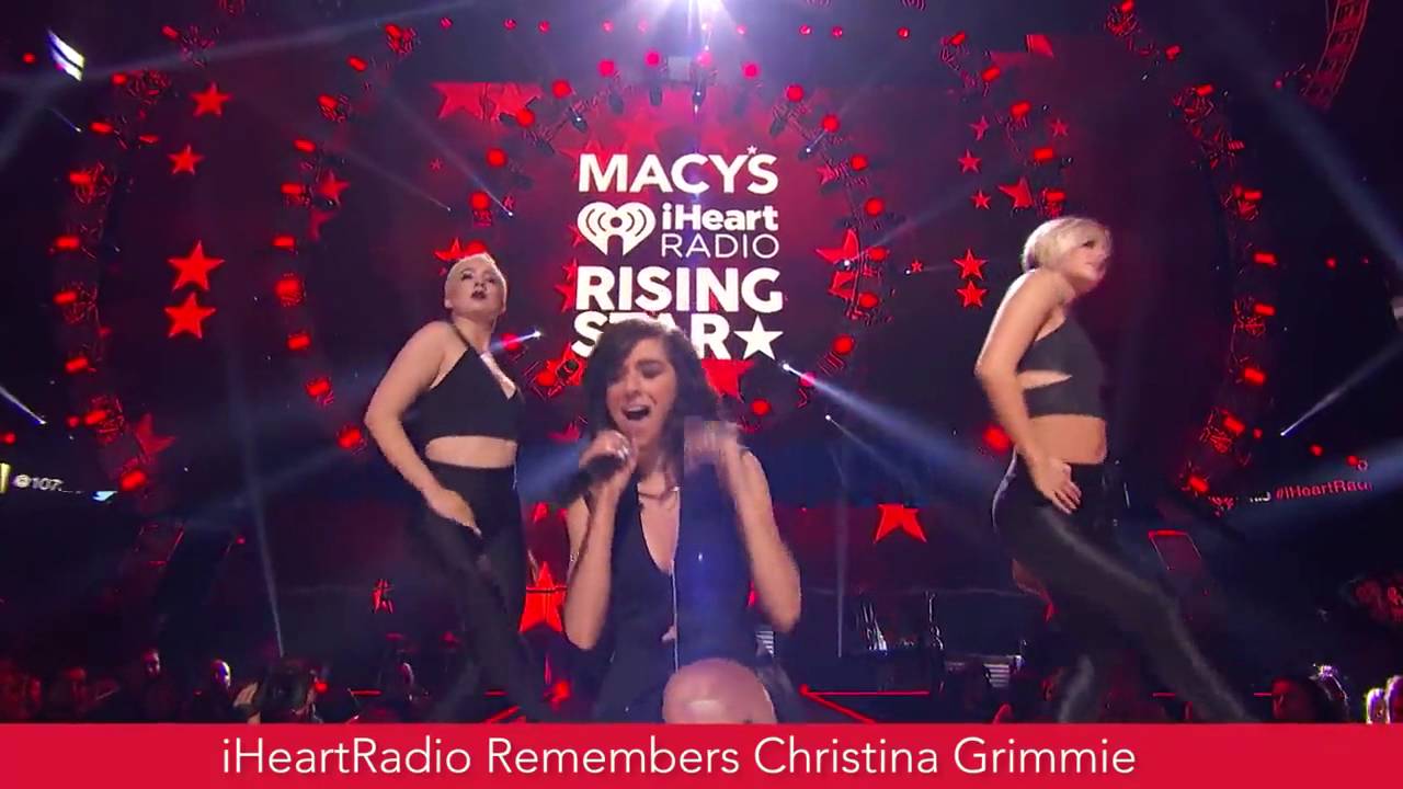 Christina Grimmie - Must Be Love (@Iheart Festival)