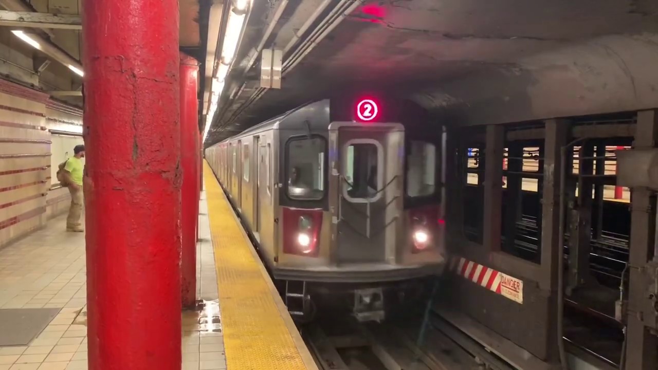 NYC IRT Eastern Pkwy Line: R62 & R142/A (2) (3) (4) & (5) trains @ Hoyt Street