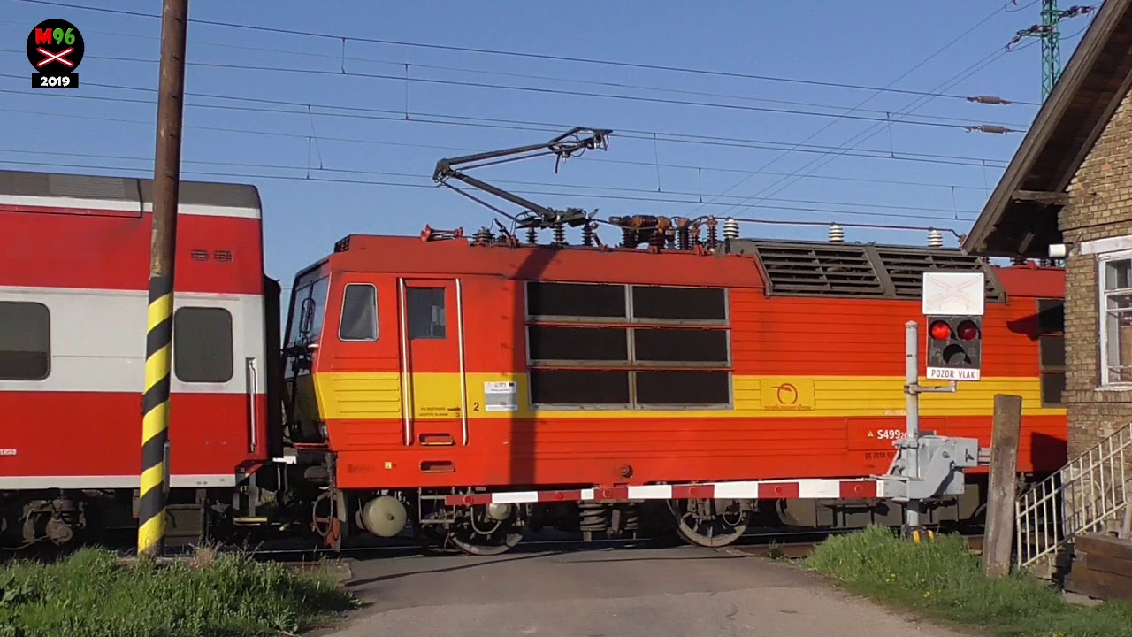 Železničné priecestie Strekov (SK) - 19.4.2019 / Železniční přejezd / Railroad crossing