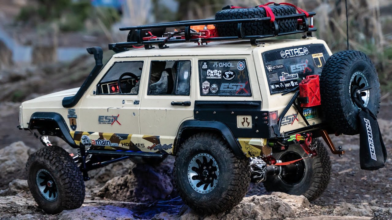 17LB JEEP CHEROKEE XJ | CRAWLING AT SUNSET! | ESP RC