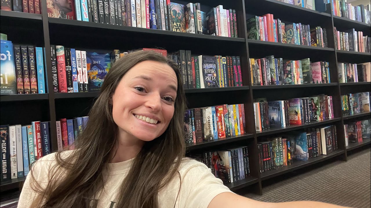 ⭐️home library makeover/ bookshelf reorganization⭐️
