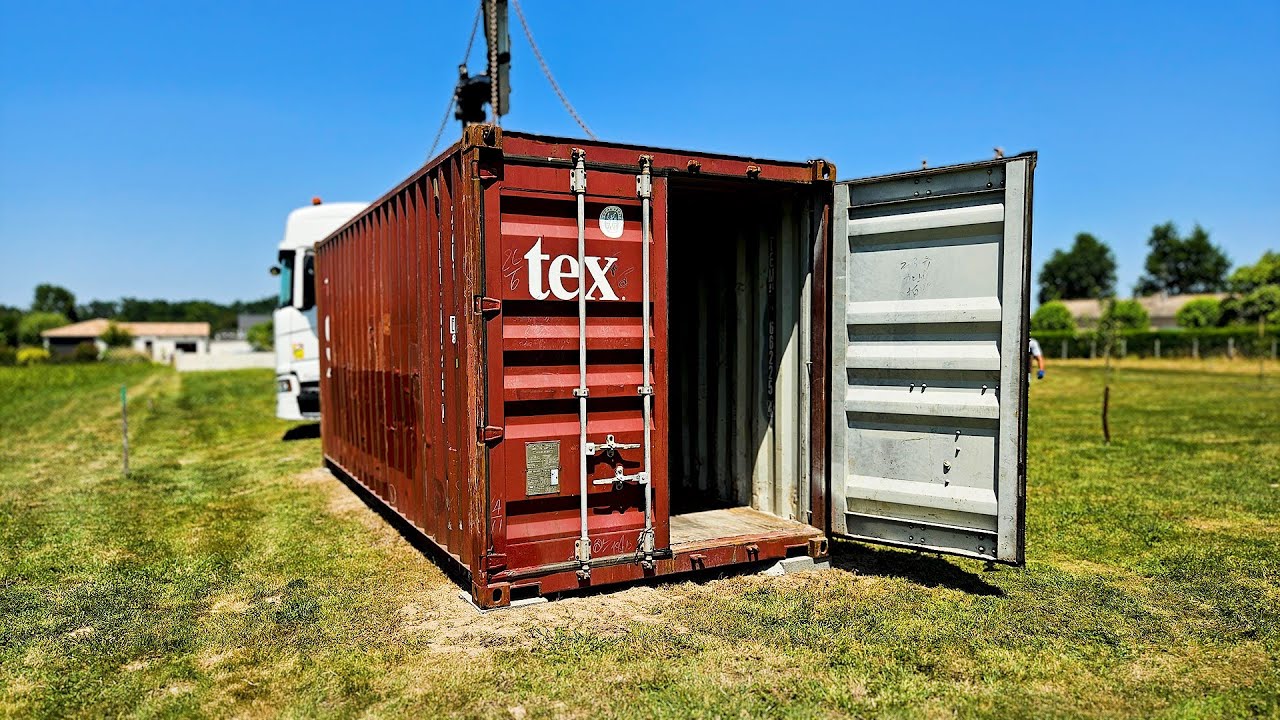 Container maritime livr&eacute; en Dordogne : futur cabanon de jardin ! 🌳🏡 | In'Box Container