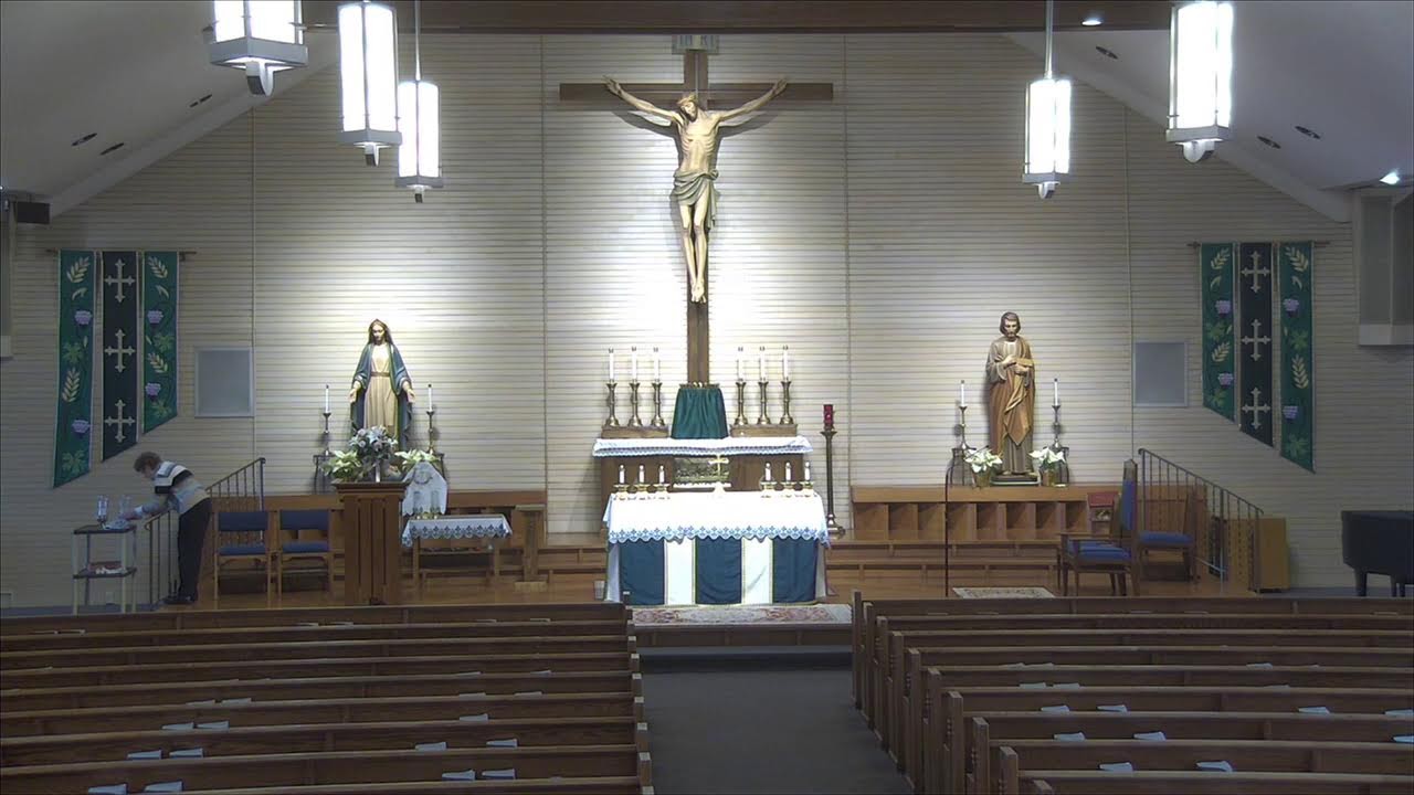 11:00am Sunday Mass
