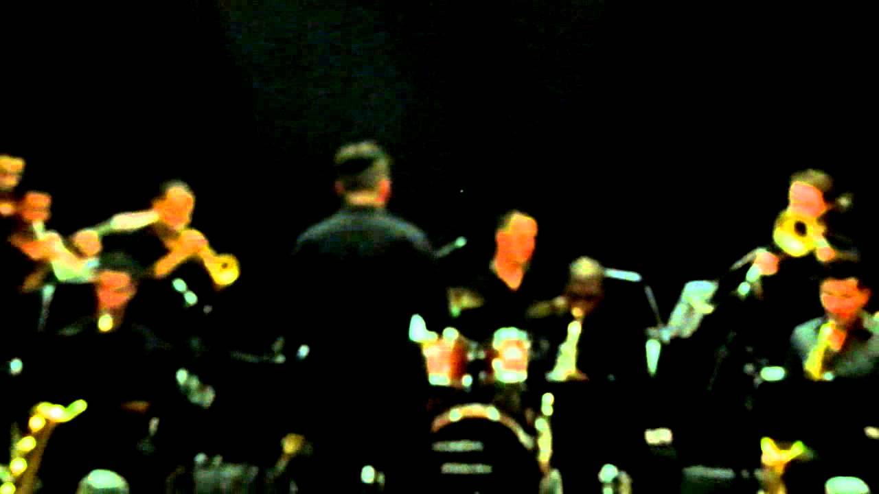 Celestial Jazz Band - Um passo só